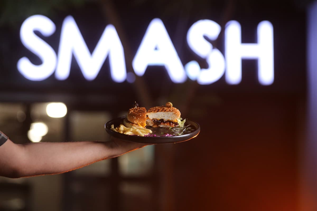 Pure Fuel & Gourmet Dining at ORA Smash Cafe